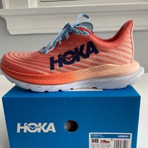 BRAND NEW Women’s Hoka Mach 5